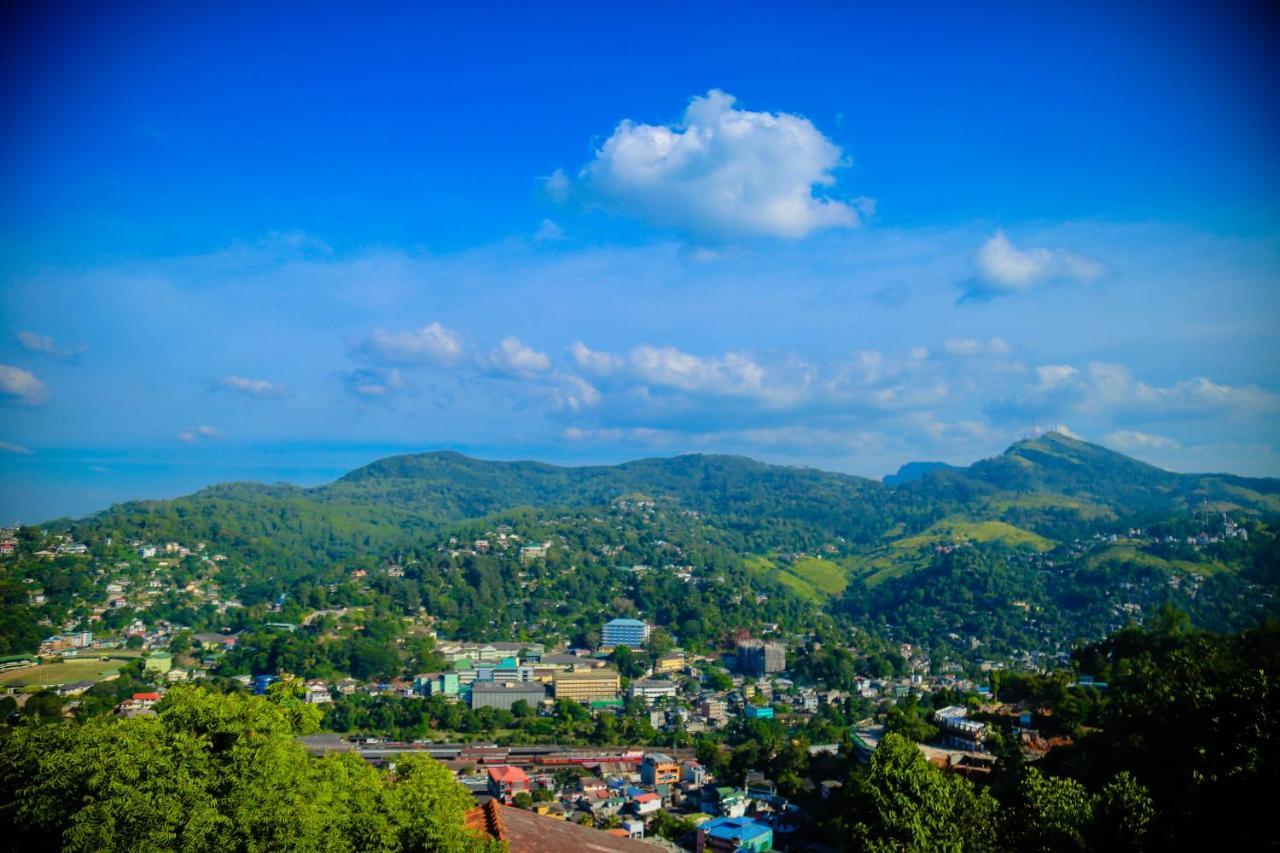 The Views Kandy - 360 Mountain View Bagian luar foto